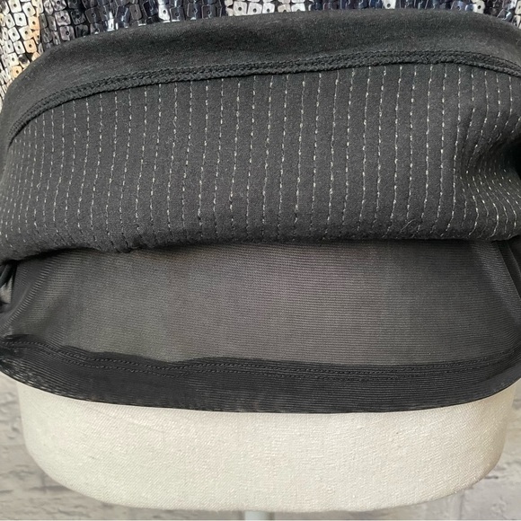 PETER Nygard Cheetah Zebra Sequin Front Sleeveless Top Size Small - Picture 5 of 8